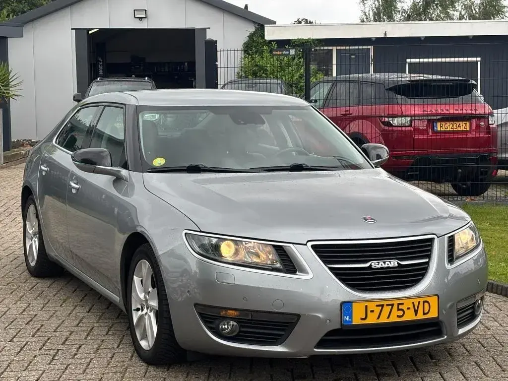 Gebraucht Saab 9-5 Linear 160 PS (117 kW) 2010 Grau Limousine
