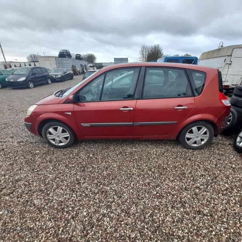 Gebraucht Renault Mégane GrandTour 112 PS (82 kW) 2006 Rot Kombi