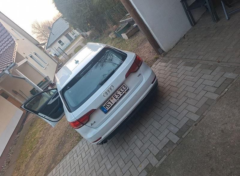 Second-hand Audi A4 150 CP (110 kW) 2018 Alb Break