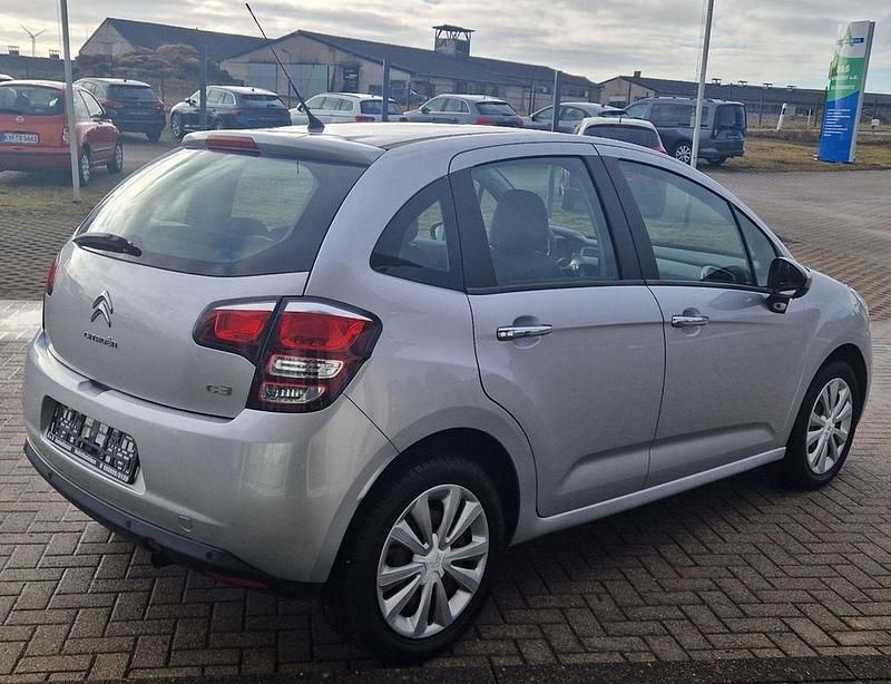 Gebraucht Citroën C3 Tendance 68 PS (50 kW) 2014 Silber Limousine