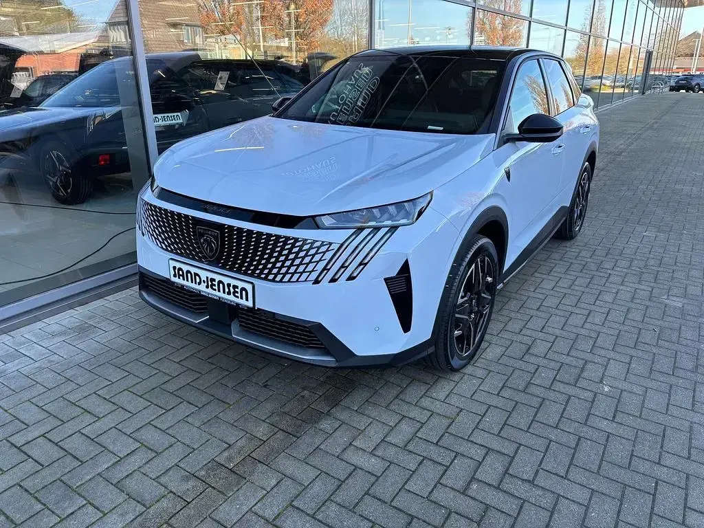 Neu Peugeot 3008 GT 145 PS (106 kW) 2025 Weiß SUV