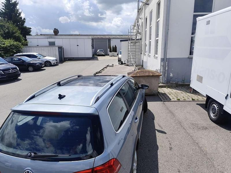 Blau Gebraucht 2013 VW Passat Alltrack Kombi | 13.000 € (Guter Preis) - Bild 1/4