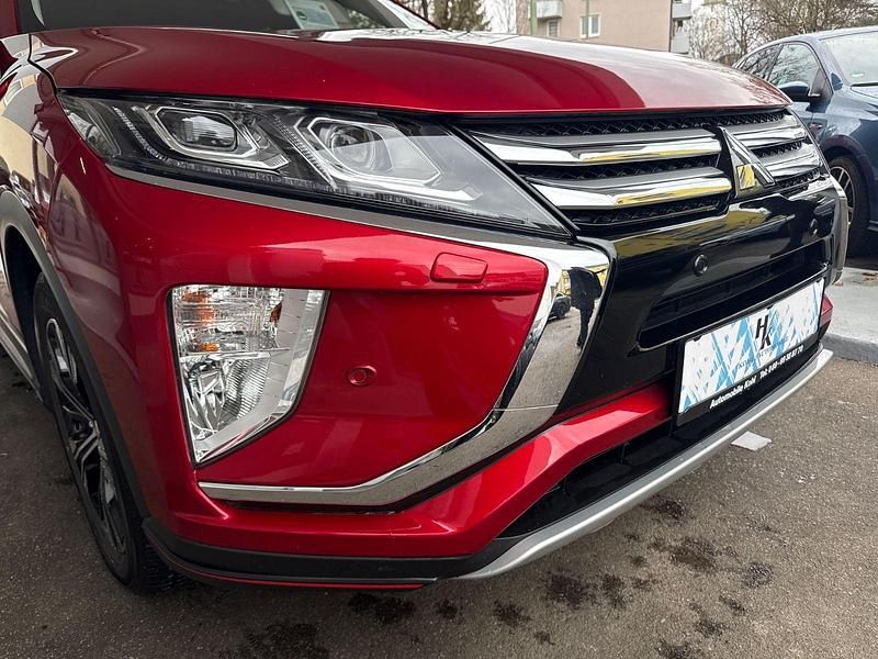 Gebraucht Mitsubishi Eclipse Cross Top 163 PS (119 kW) 2018 Rot SUV