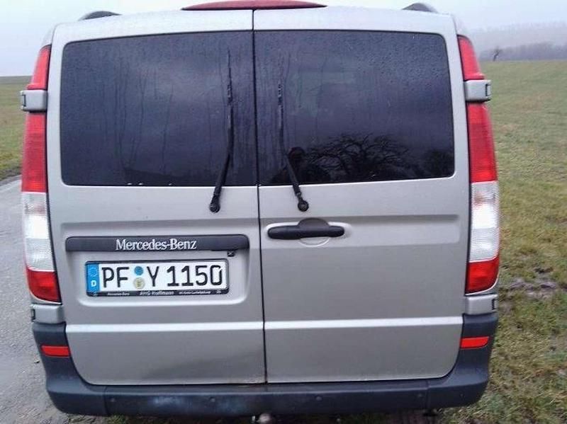 Gebraucht Mercedes Vito 204 PS (150 kW) 2008 Silber Van