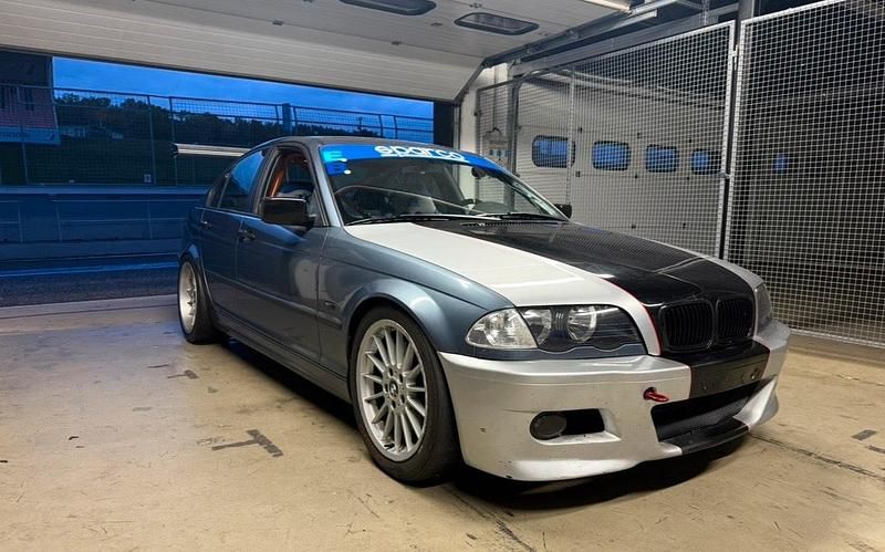 Gebraucht BMW 330 250 PS (183 kW) 2000 Limousine