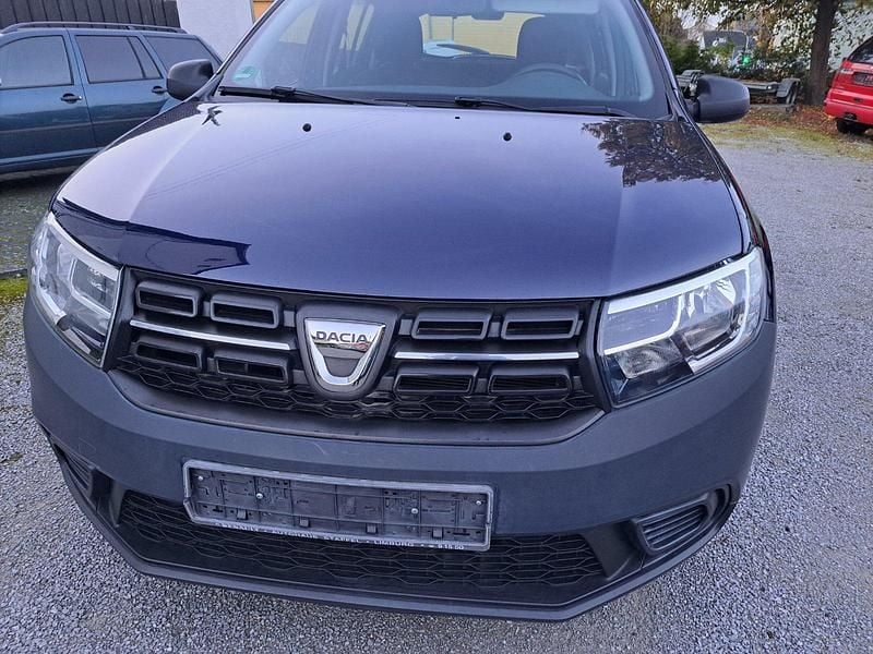 Blau Gebraucht 2018 Dacia Sandero Kleinwagen | 4.950 € (Superpreis) - Bild 1/2