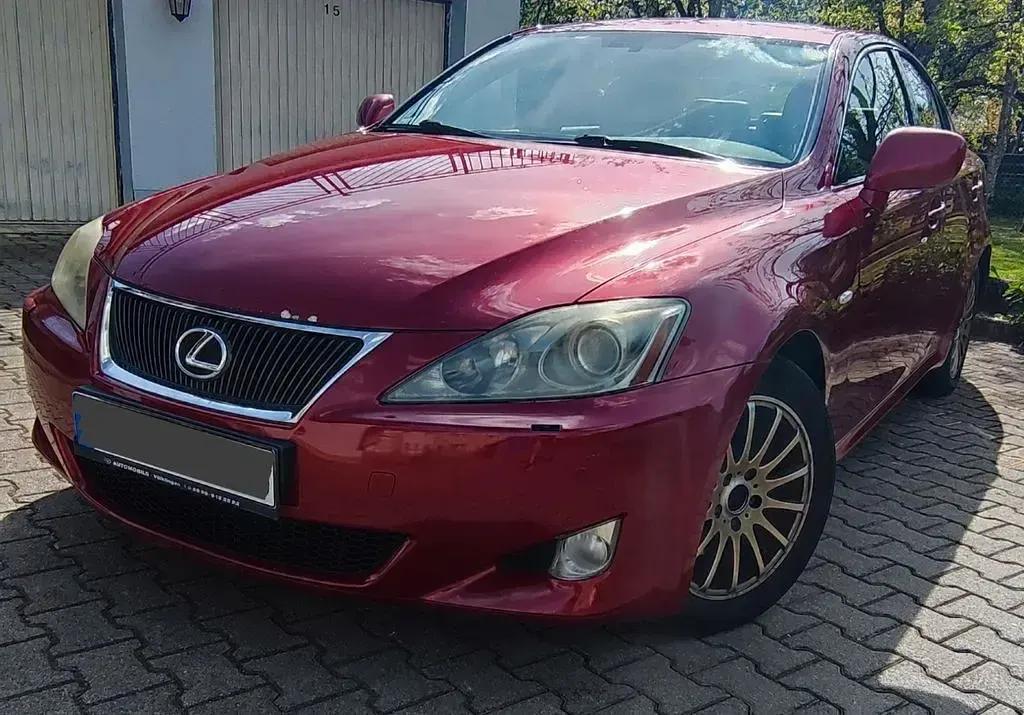 Second-hand Lexus IS250 208 CP (152 kW) 2006 Roșu Berlinǎ