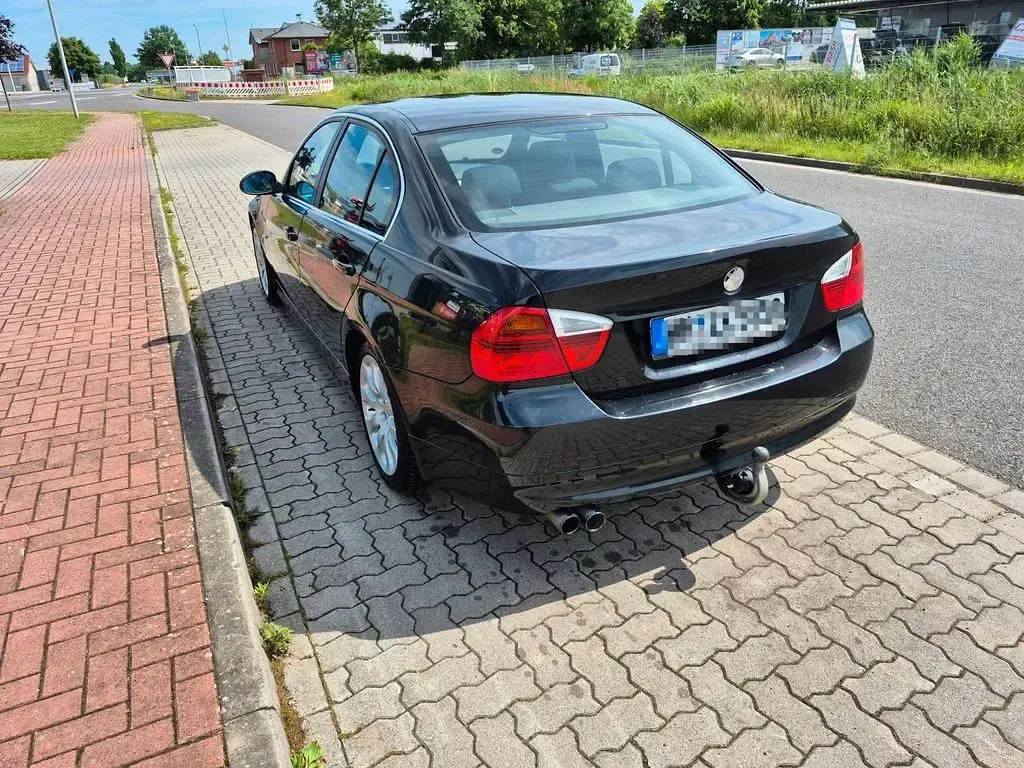 Gebraucht BMW 325 218 PS (160 kW) 2006 Schwarz Limousine