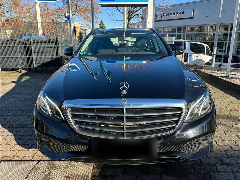 Brugt Mercedes E220 194 HK (142 kW) 2018 Sort Stationcar
