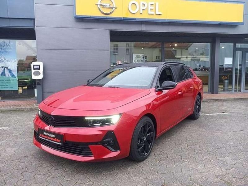 Neu Opel Astra 131 PS (96 kW) 2025 Kardio rot metallic Kombi