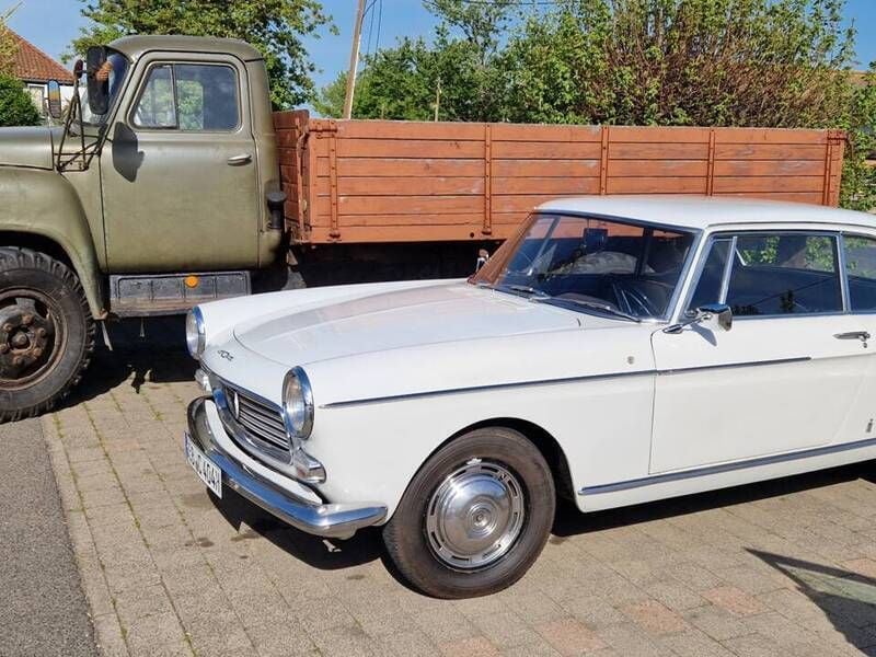 Weiß Gebraucht 1964 Peugeot 404 Coupé | 33.333 € - Bild 1/4