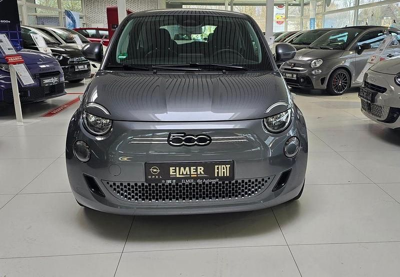 Gebraucht Fiat 500e Action 69 kW (95 PS) 2022 Grau Limousine