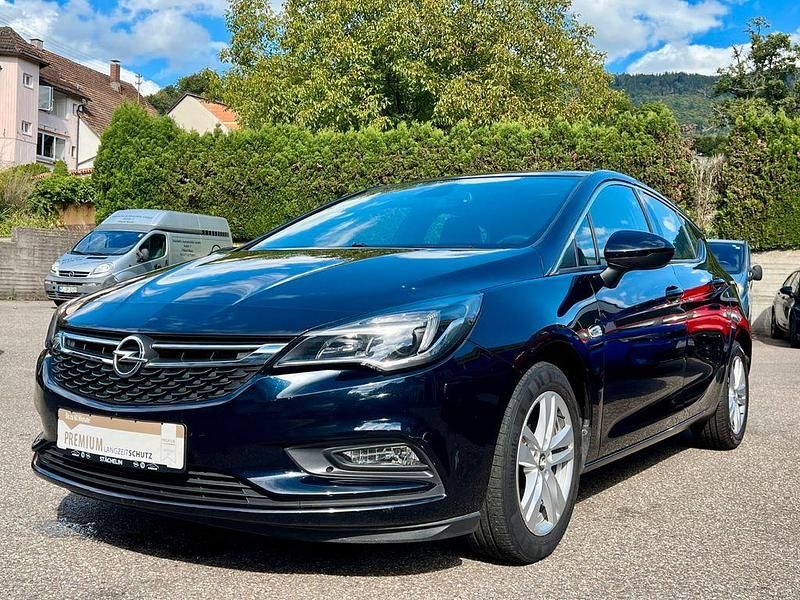 Gebraucht Opel Astra Dynamic 136 PS (100 kW) 2019 Blau Kleinwagen