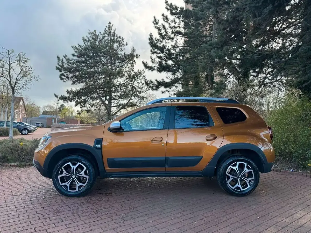 Gebraucht Dacia Duster Prestige 116 PS (85 kW) 2019 Orange SUV
