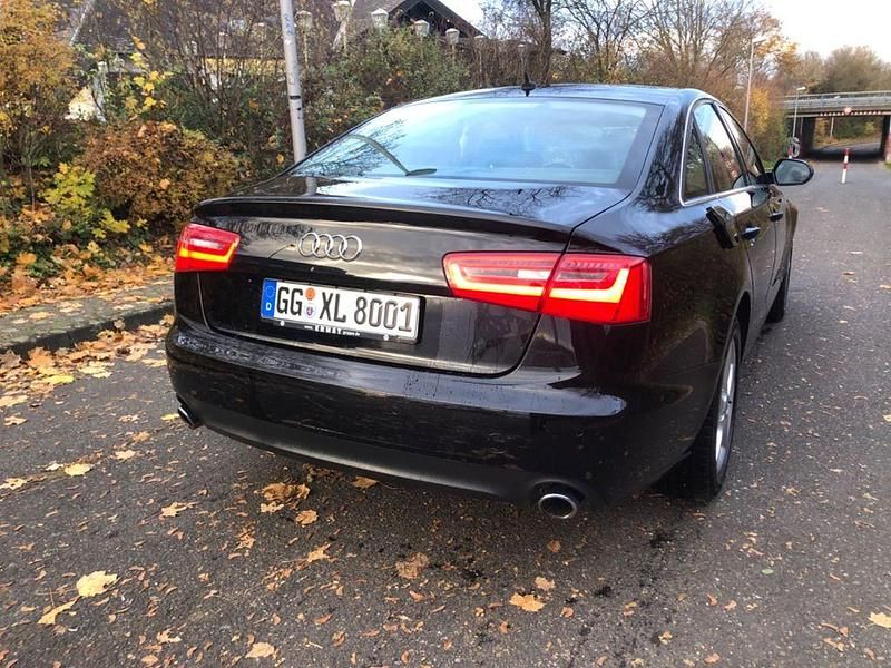 Gebraucht Audi A6 Comfort 204 PS (150 kW) 2014 Schwarz Limousine