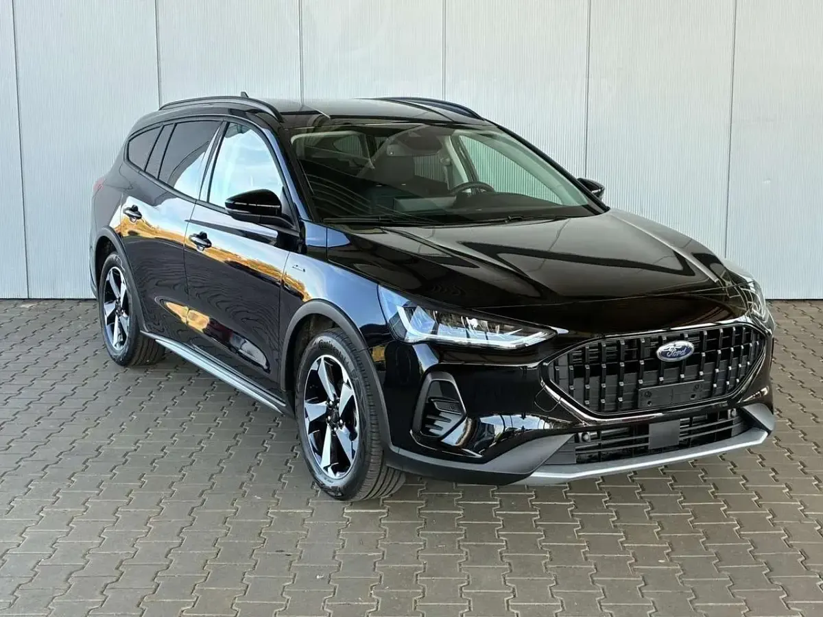 Nowe Ford Focus Active X 155 KM (114 kW) 2025 Czarny Kombi