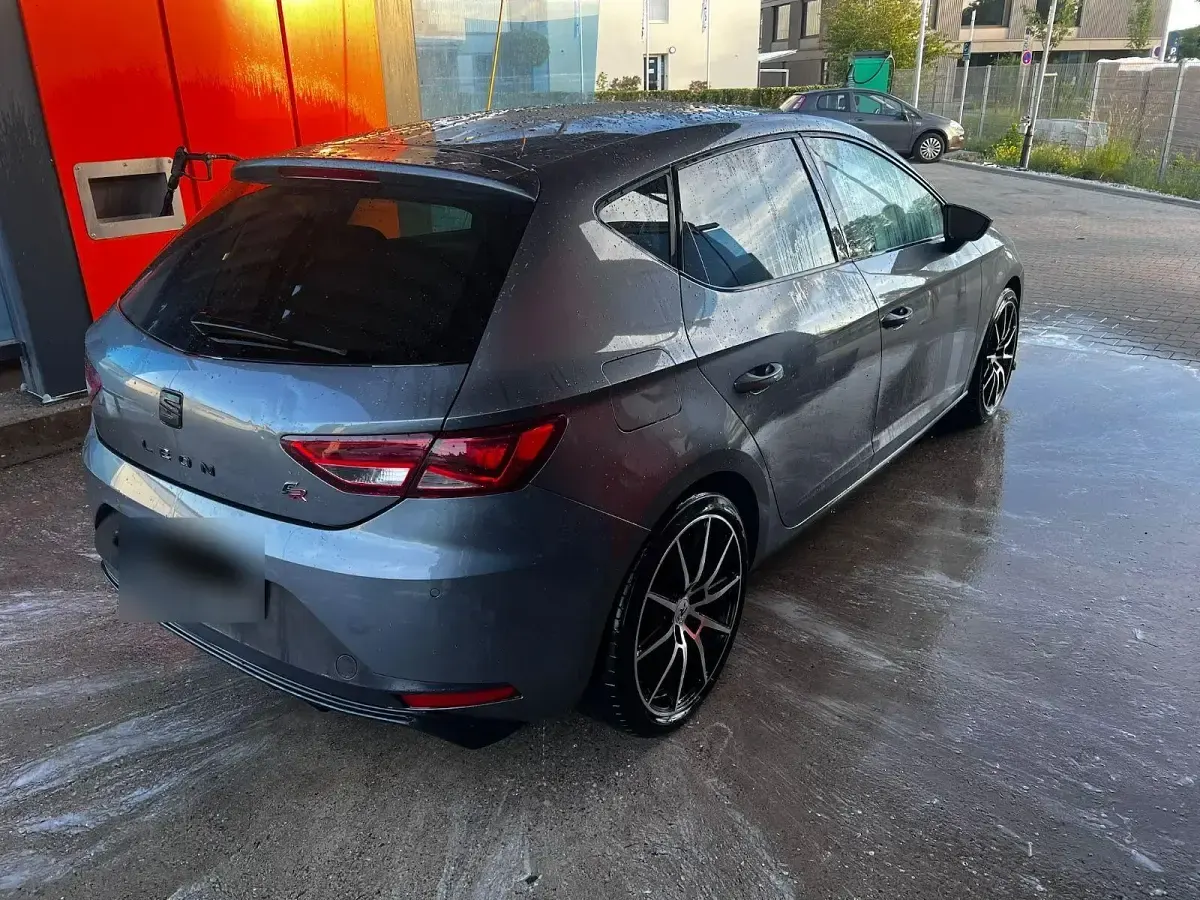Gebraucht Seat Leon FR 150 PS (110 kW) 2016 Grau Limousine