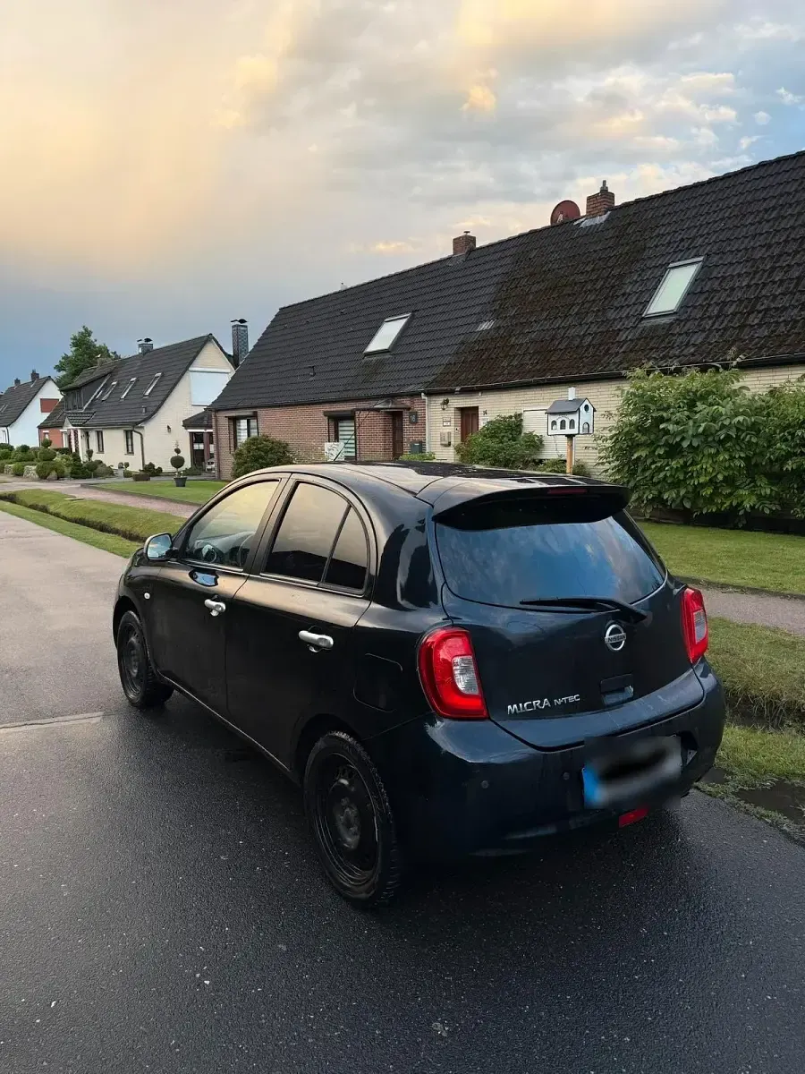Gebraucht Nissan Micra 80 PS (58 kW) 2017 Schwarz Kleinwagen