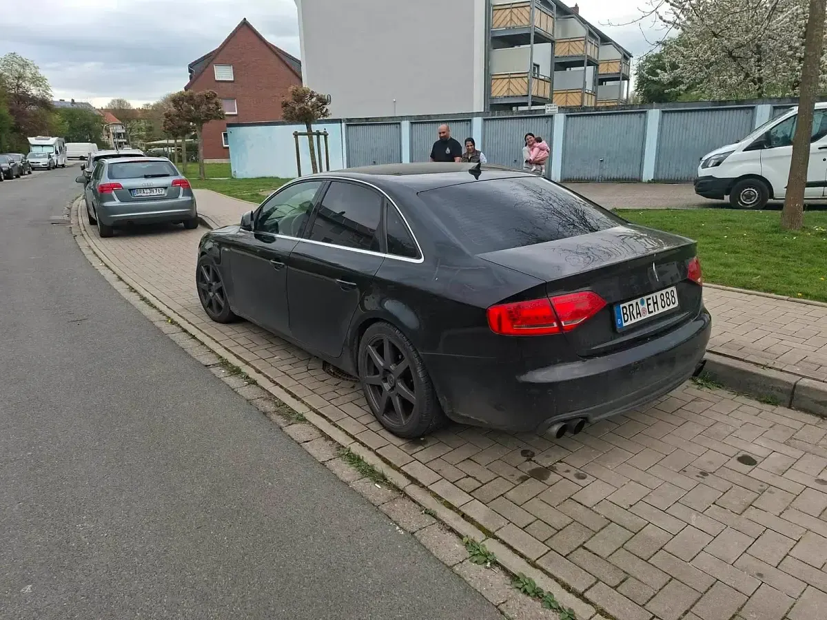 Gebraucht Audi A4 190 PS (139 kW) 2009 Schwarz Limousine