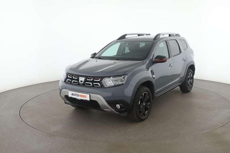Grau Gebraucht 2022 Dacia Duster Extreme SUV | 17.650 € (Fairer Preis) - Bild 1/3