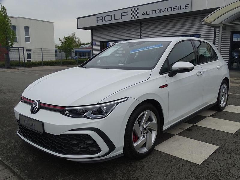 Weiß pure white Gebraucht 2021 VW Golf VIII GTI Limousine | 27.490 € (Guter Preis) - Bild 1/4