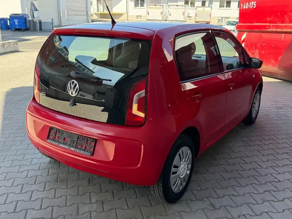 Second-hand VW up! move up! 60 CP (44 kW) 2013 Roșu Hatchback