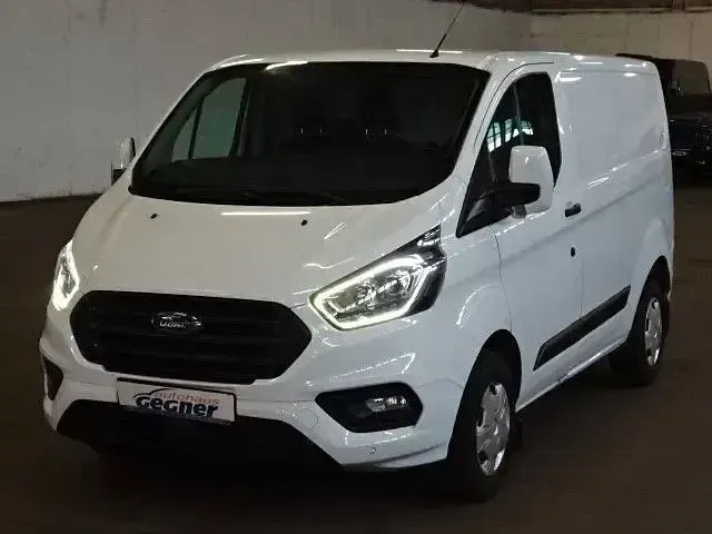 Occasion Ford Transit Custom Trend 130 ch (95 kW) 2018 Blanc Pick-up