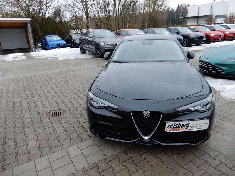 Gebraucht Alfa Romeo Giulia Veloce 209 PS (153 kW) 2019 Nero vulcano, metallic Limousine