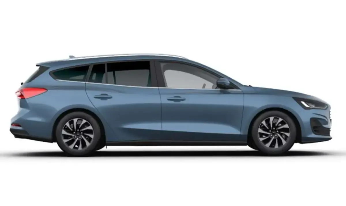 Gebraucht Ford Focus Titanium 125 PS (91 kW) 2024 Blau Kombi