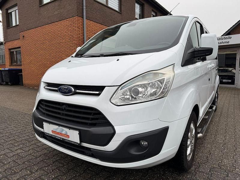 Gebraucht Ford Tourneo 155 PS (114 kW) 2014 Weiß Van / Kleinbus