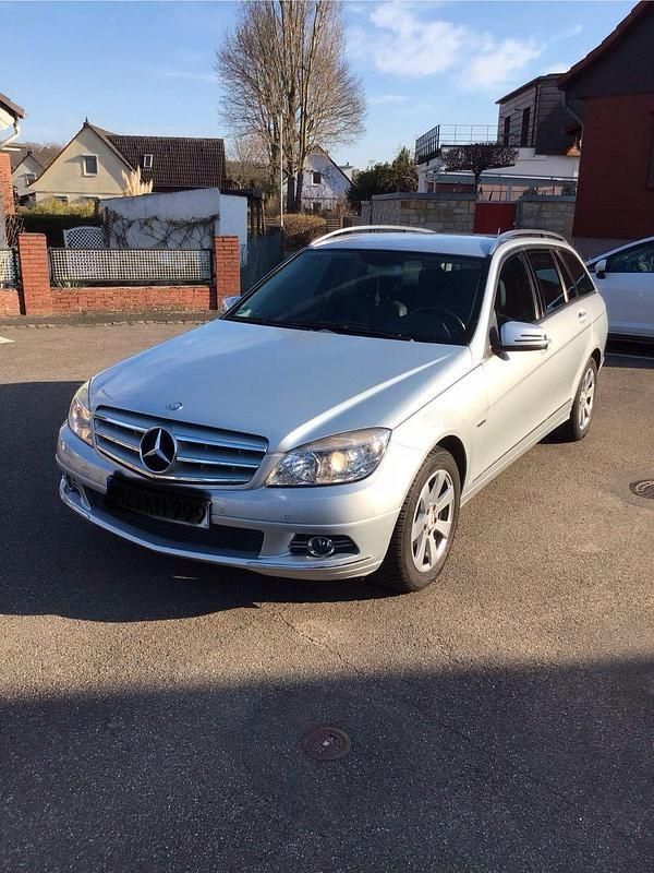 Silber Gebraucht 2008 Mercedes C200 Avantgarde Kombi | 7.300 € (Guter Preis) - Bild 1/4