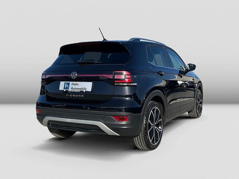 Gebraucht VW T-Cross Style 110 PS (80 kW) 2022 Deep black perleffekt SUV