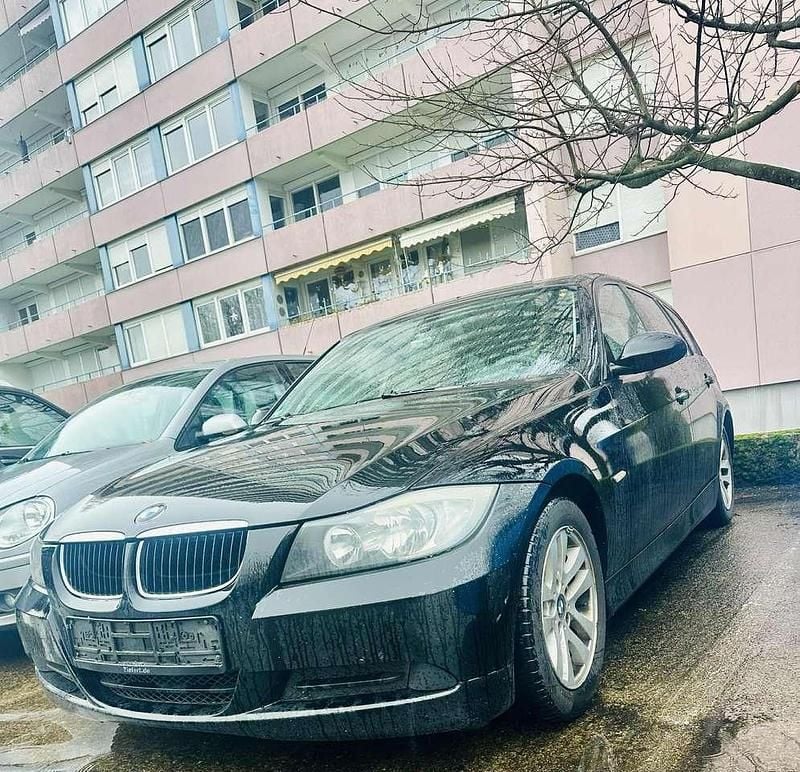 Gebraucht BMW 320 170 PS (125 kW) 2008 Kombi