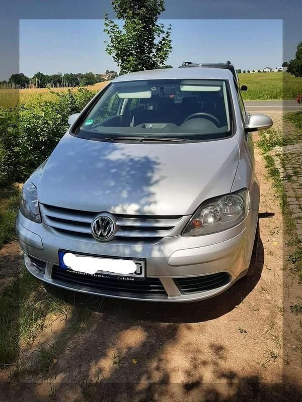 Silber Gebraucht 2007 VW Golf Plus Cross Edition Van / Kleinbus | 2.600 € (Fairer Preis) - Bild 1/4