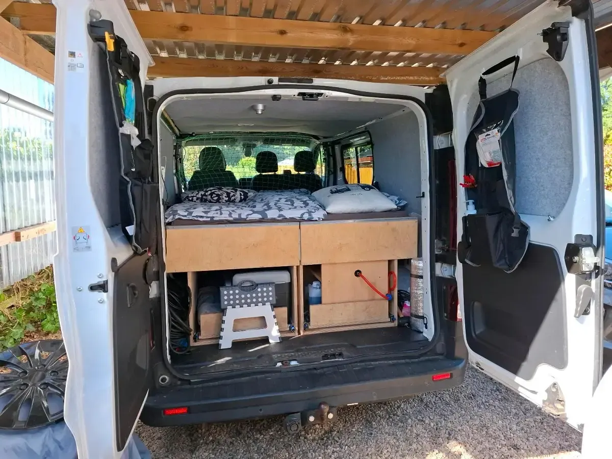 Gebraucht Opel Vivaro 125 PS (91 kW) 2017 Weiß Van / Kleinbus