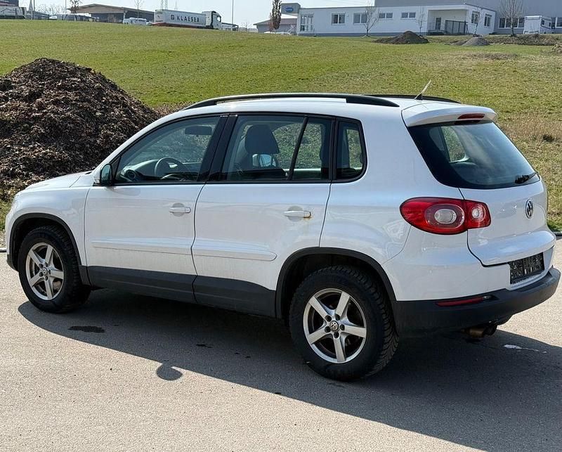 Gebraucht VW Tiguan 140 PS (102 kW) 2009 Weiß SUV