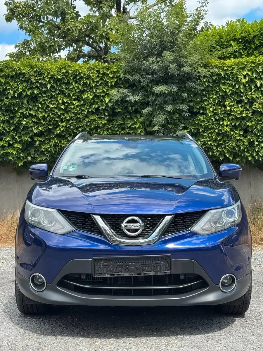 Gebraucht Nissan Qashqai 131 PS (96 kW) 2015 Blau SUV
