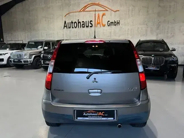 Gebraucht Mitsubishi Colt 95 PS (69 kW) 2008 Grau Kleinwagen
