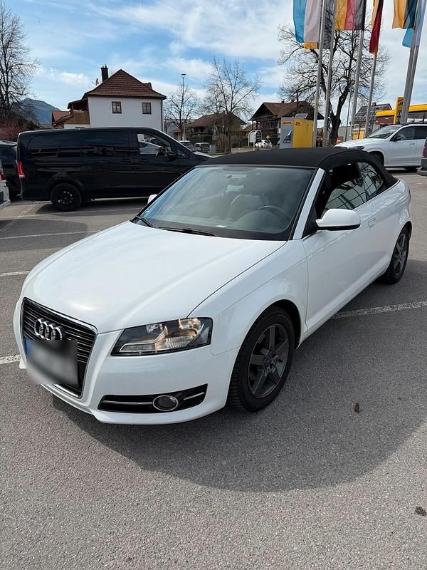 Gebraucht Audi A3 Cabriolet 105 PS (77 kW) 2011 Weiß Cabrio