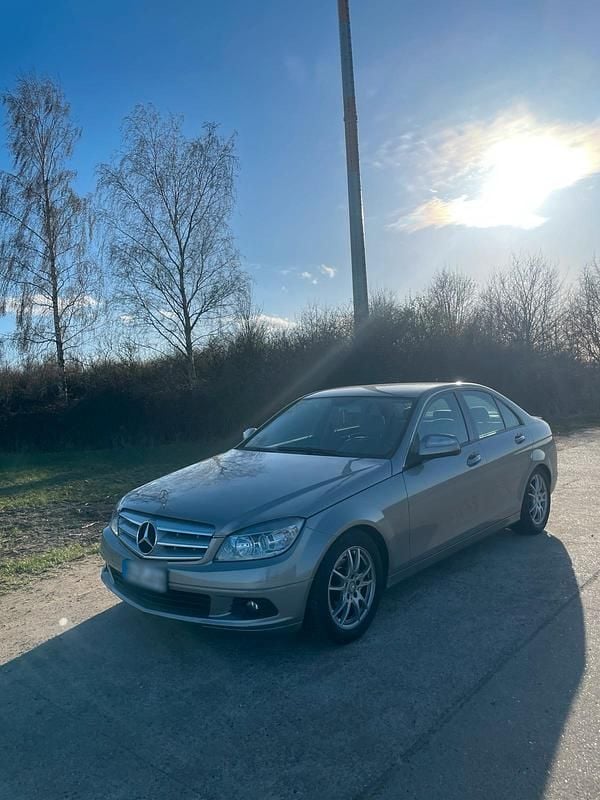 Gebraucht Mercedes C180 156 PS (114 kW) 2007 Silber Limousine