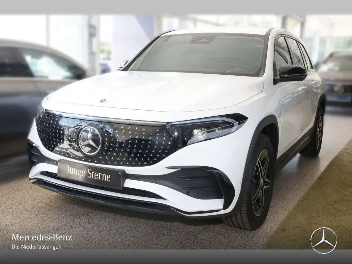 Gebraucht Mercedes EQB250 Advanced 139 kW (190 PS) 2025 Polarweiß SUV