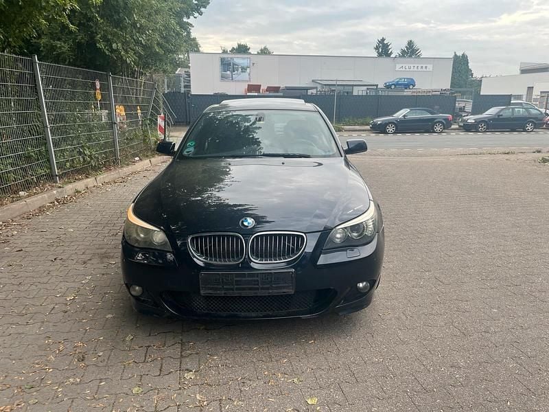 Blau Gebraucht 2007 BMW 525 M Sport Limousine | 4.600 € (Superpreis) - Bild 1/4