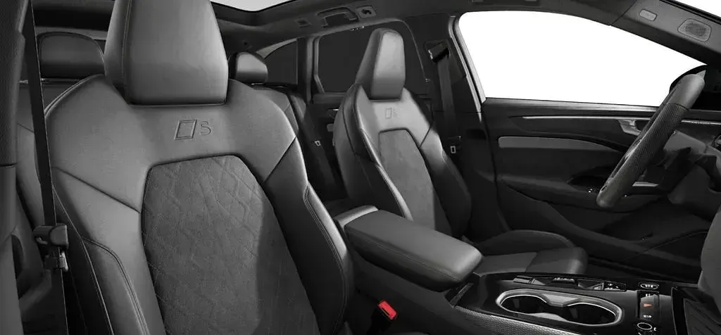 Gebraucht Audi A6 S-Line 367 PS (269 kW) 2025 Grün Kombi
