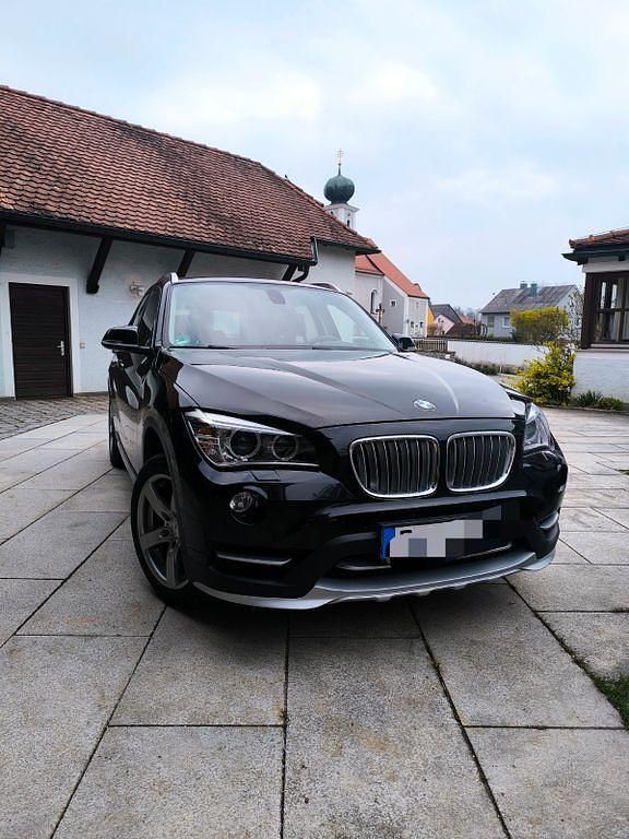 Używany BMW X1 Efficient Dynamics 163 KM (119 kW) 2014 Czarny SUV