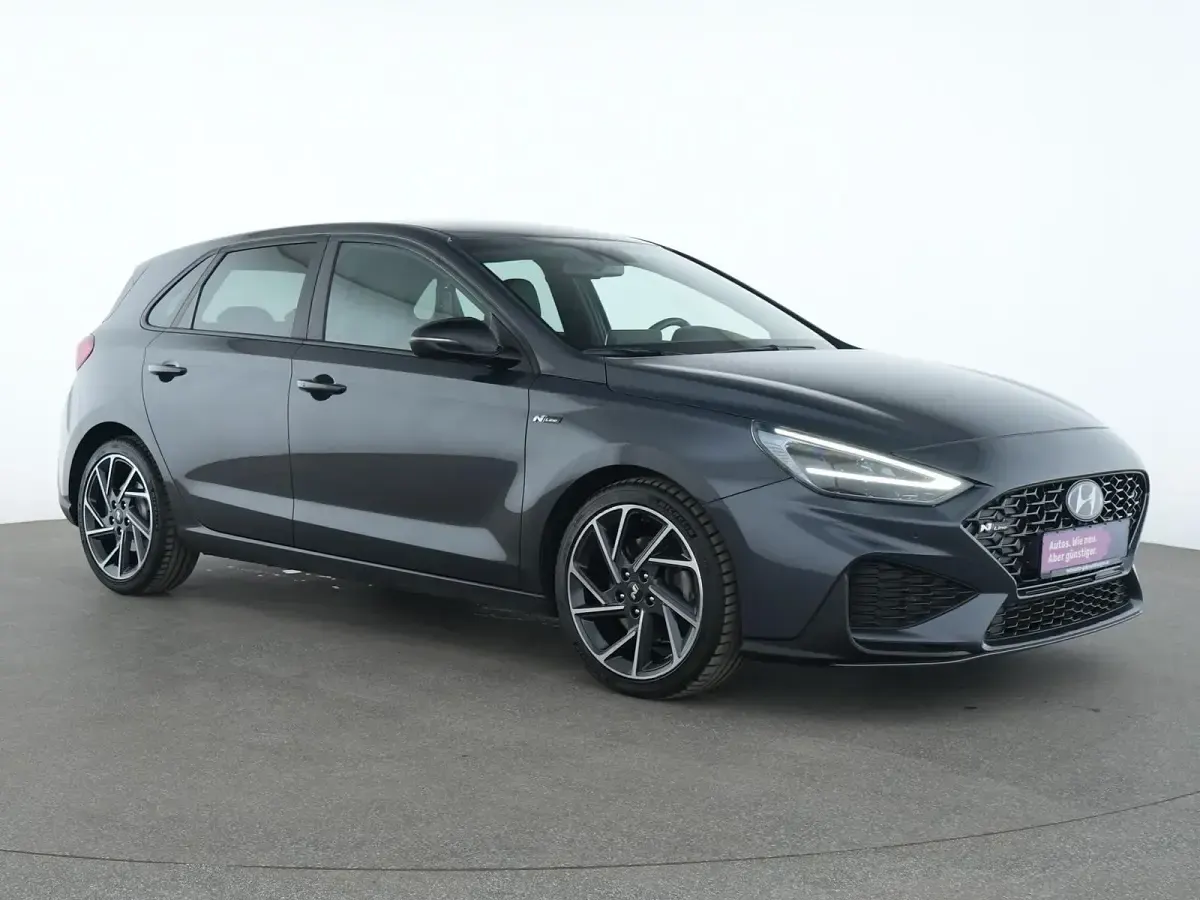 Gebraucht Hyundai i30 N Line 160 PS (117 kW) 2023 Dark knight grau Limousine