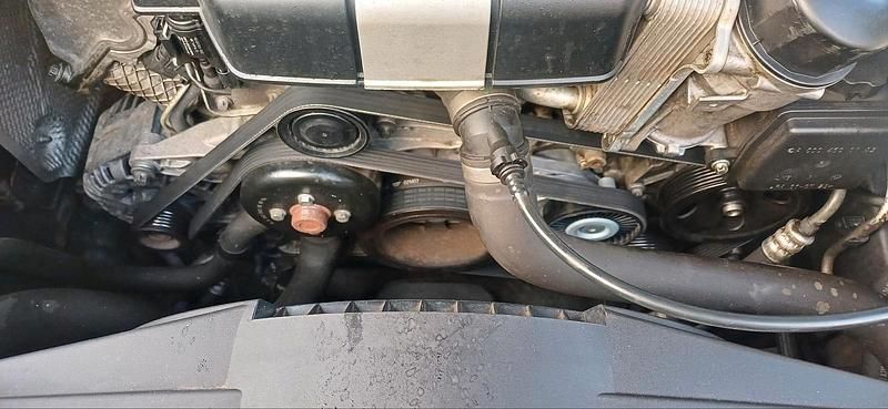 Gebraucht Mercedes E240 177 PS (130 kW) 2002 Schwarz Limousine