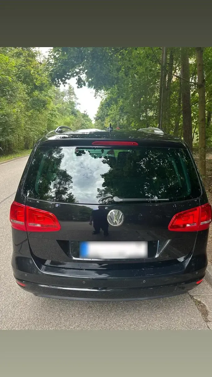 Gebraucht VW Sharan 140 PS (102 kW) 2015 Schwarz Van / Kleinbus