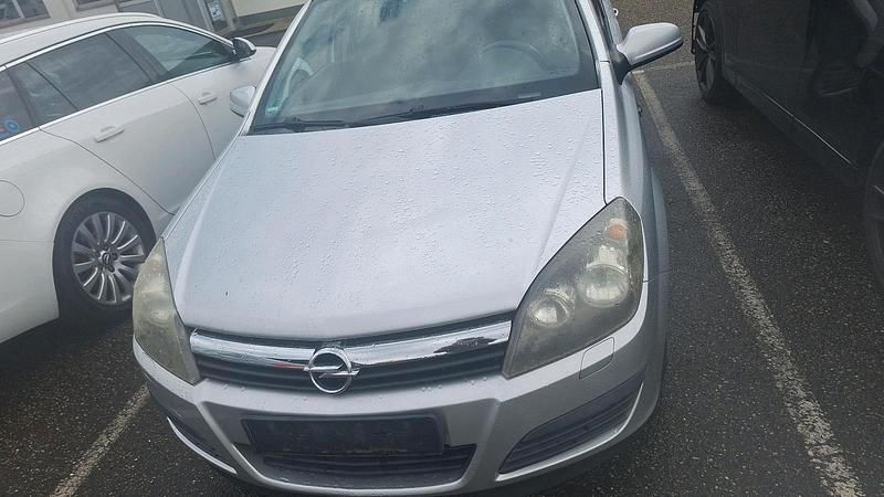 Silber Gebraucht 2007 Opel Astra Kombi | 1.000 € (Superpreis) - Bild 1/4