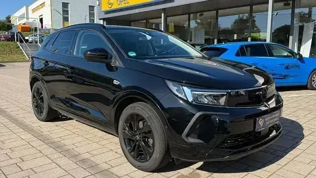 Gebraucht Opel Grandland X 131 PS (96 kW) 2022 Karbon schwarz (metallic) (metallic) SUV