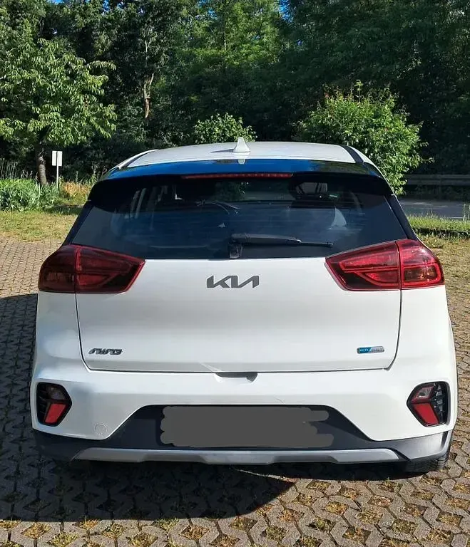 Gebraucht Kia Niro Edition 7 141 PS (103 kW) 2022 Weiß SUV
